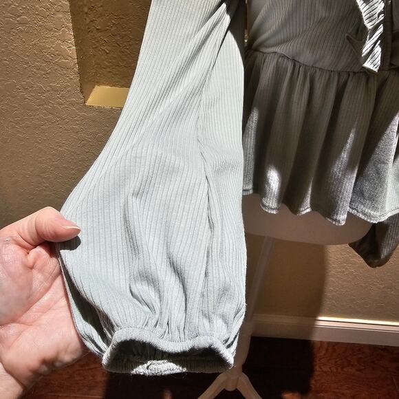 Peach Love California Sage Peplum Top NWT S Feminine Romantic Soft Girl Style - Picture 10 of 11